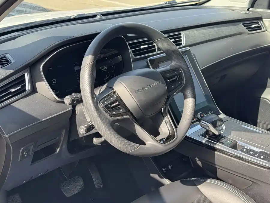 Roewe RX5