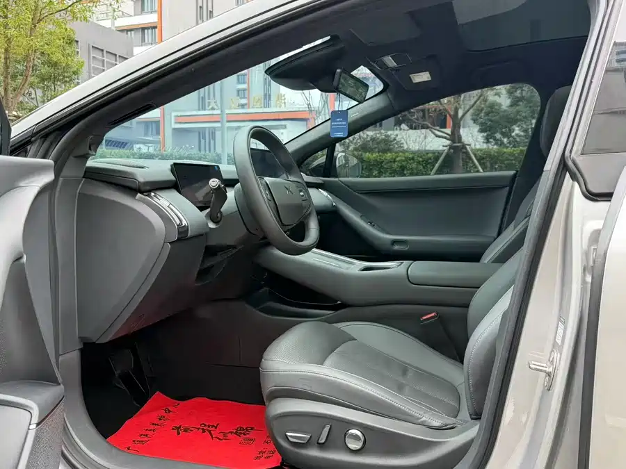 Xpeng P7+