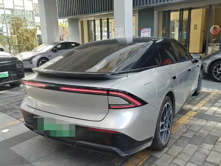 Xpeng P7+