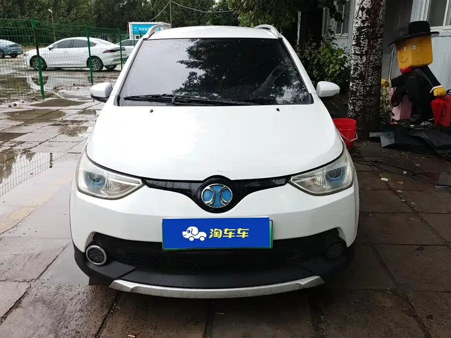 BAIC EC