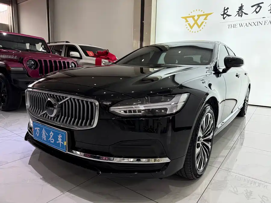 Volvo S90