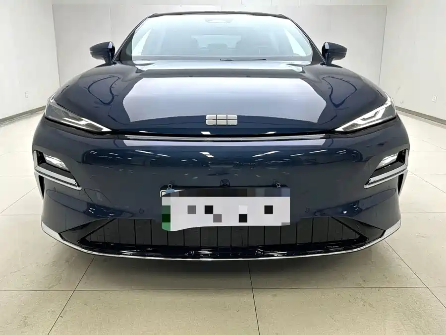Geely Galaxy Star 8