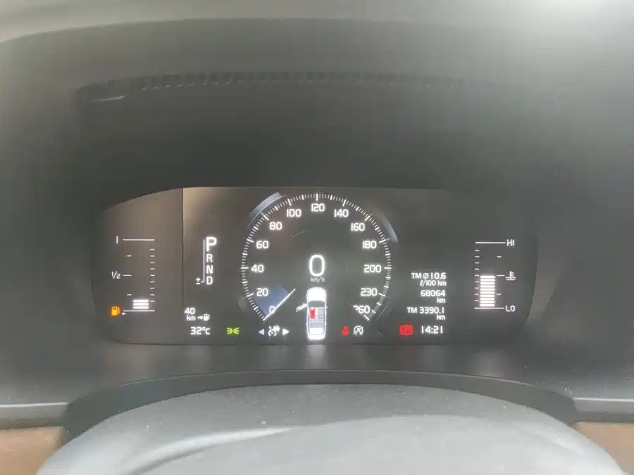 Volvo S90