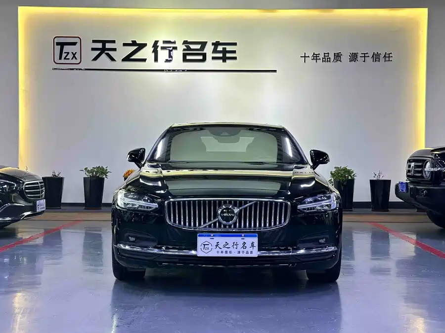 Volvo S90