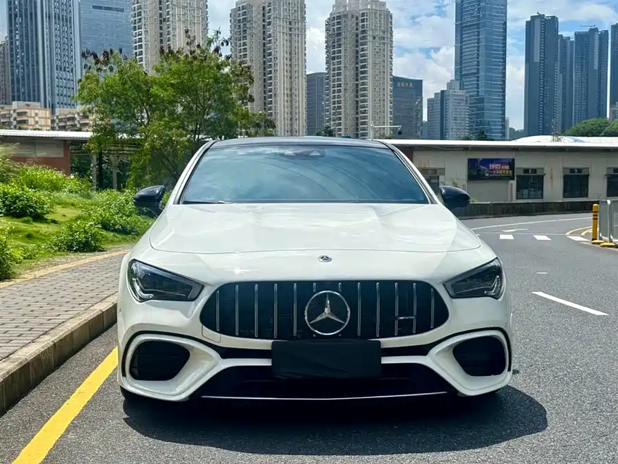 Mercedes Benz CLA AMG
