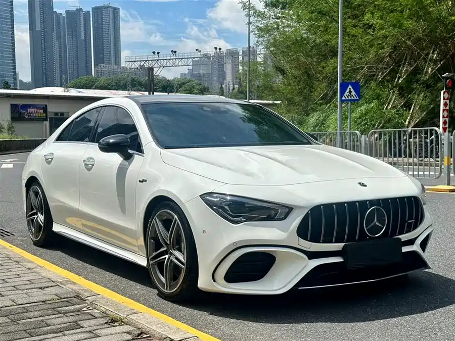 Mercedes Benz CLA AMG