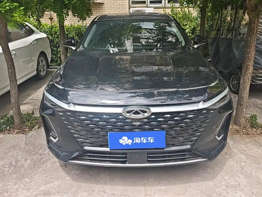 Chery Arrizo 8