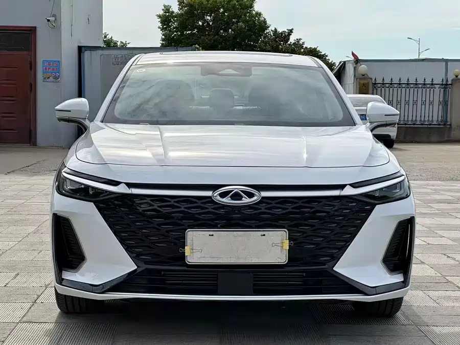 Chery Arrizo 8
