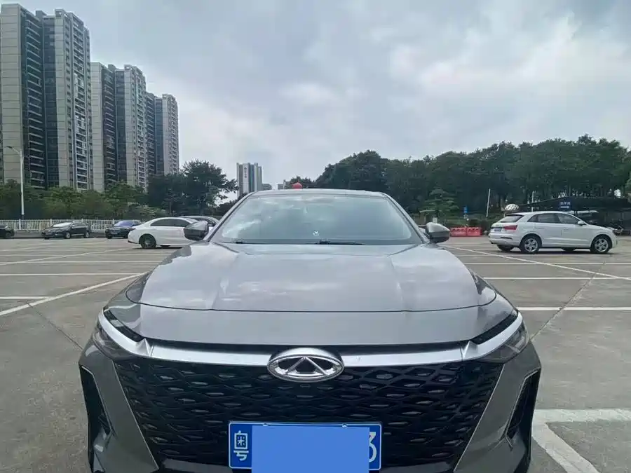 Chery Arrizo 8