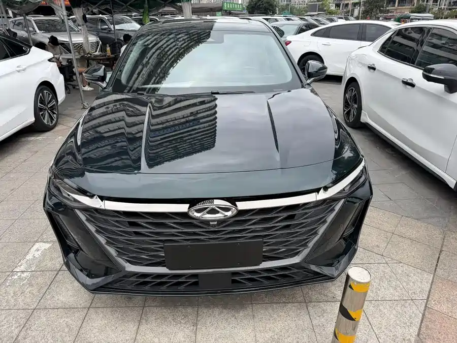 Chery Arrizo 8