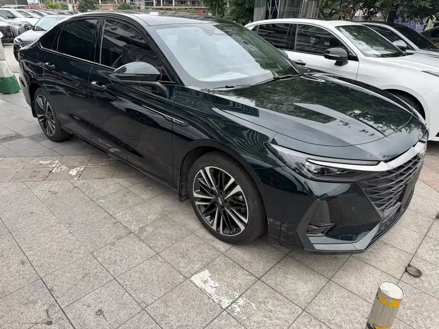 Chery Arrizo 8