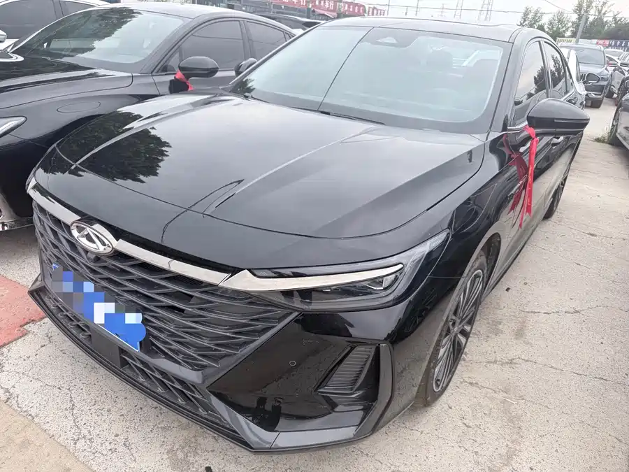 Chery Arrizo 8