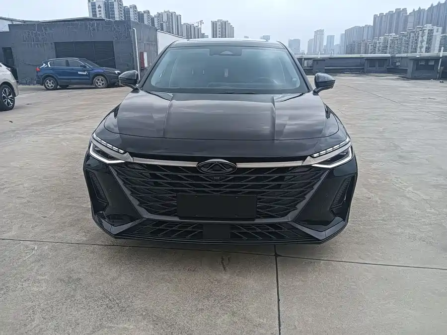 Chery Arrizo 8