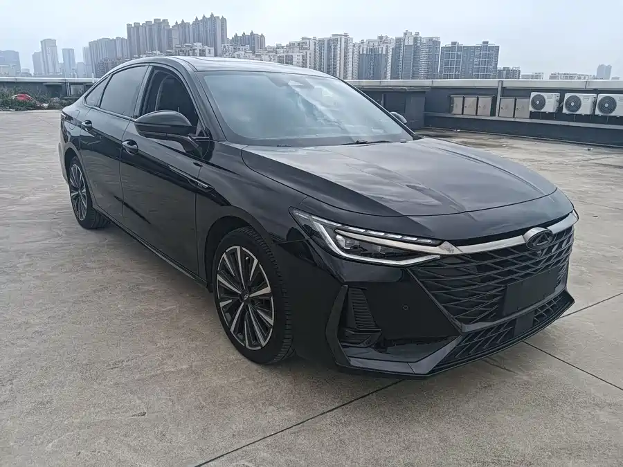 Chery Arrizo 8