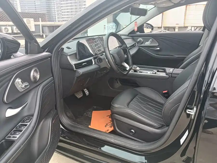 Chery Arrizo 8