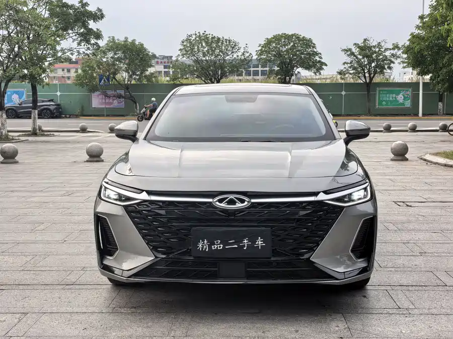 Chery Arrizo 8