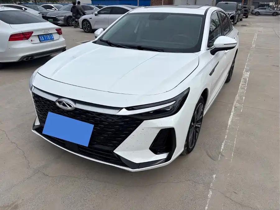 Chery Arrizo 8