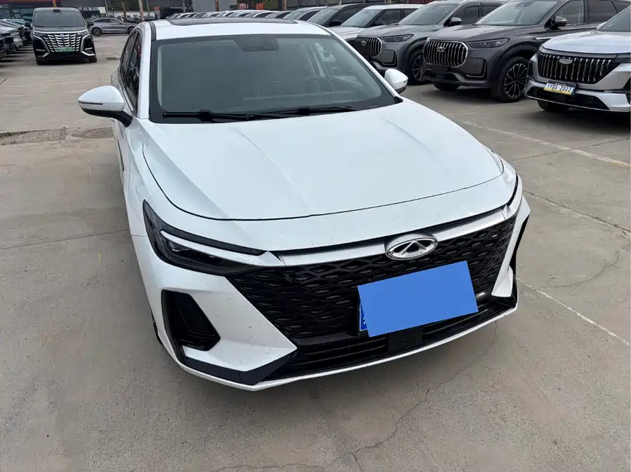 Chery Arrizo 8