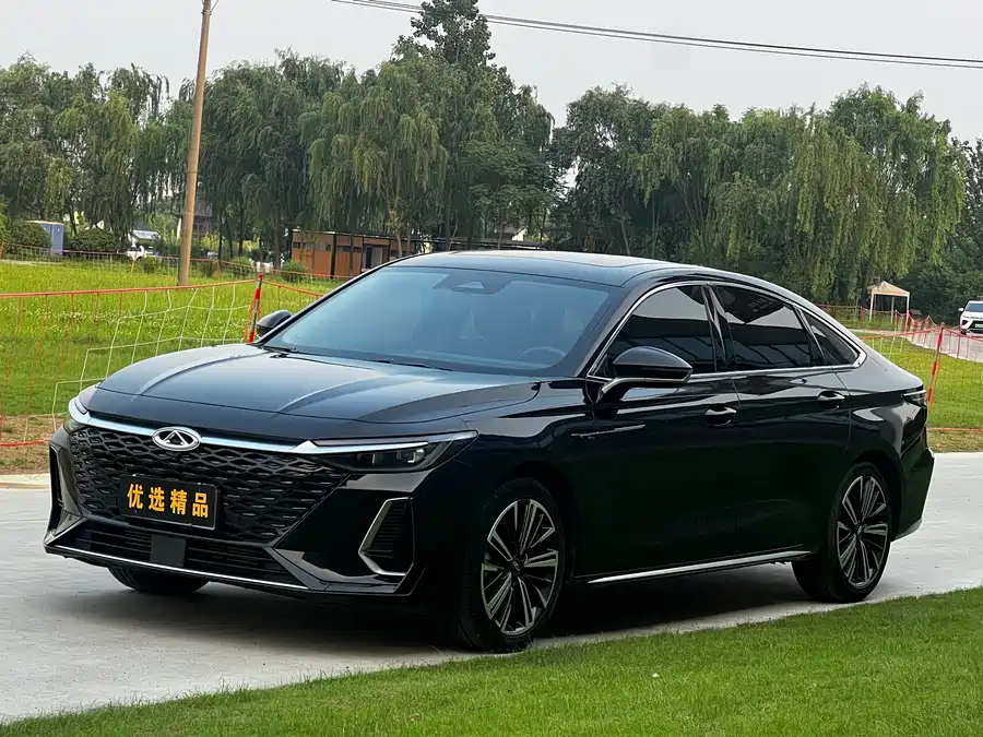 Chery Arrizo 8