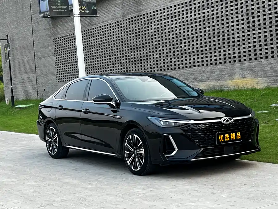 Chery Arrizo 8