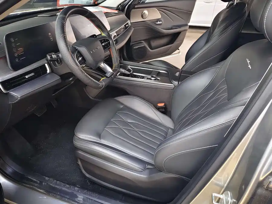 Chery Arrizo 8