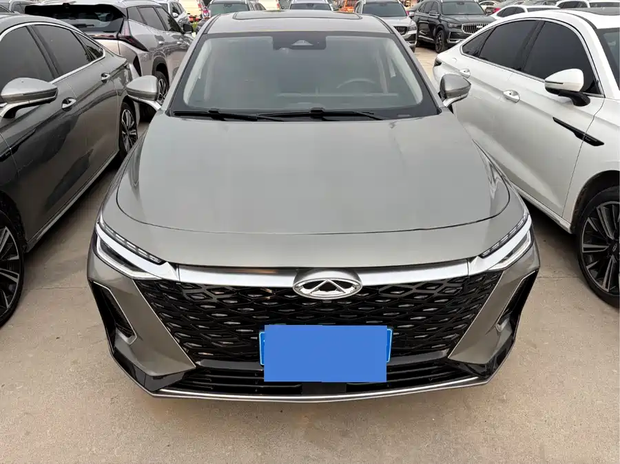 Chery Arrizo 8