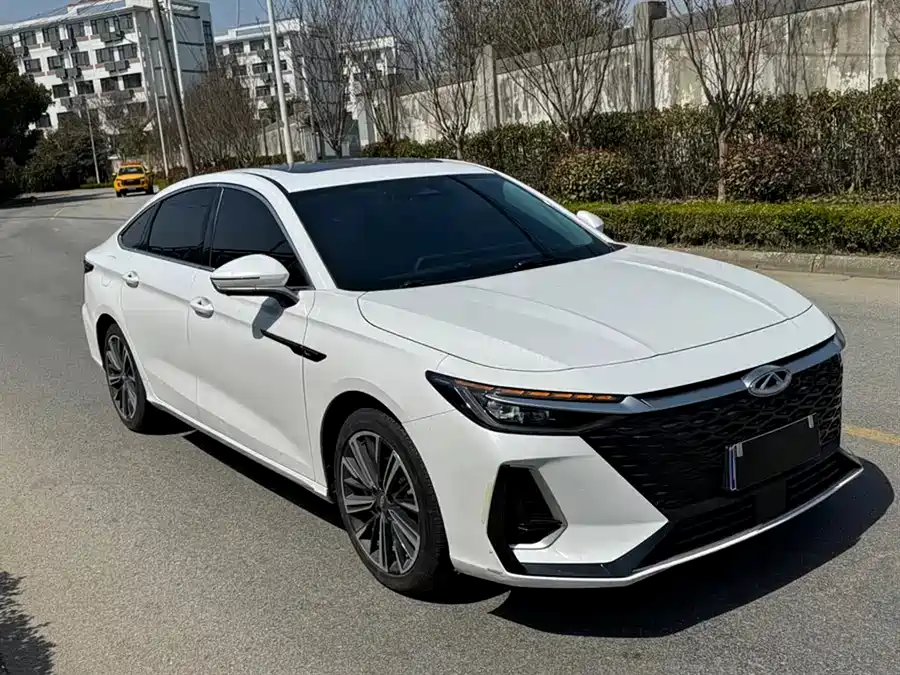Chery Arrizo 8