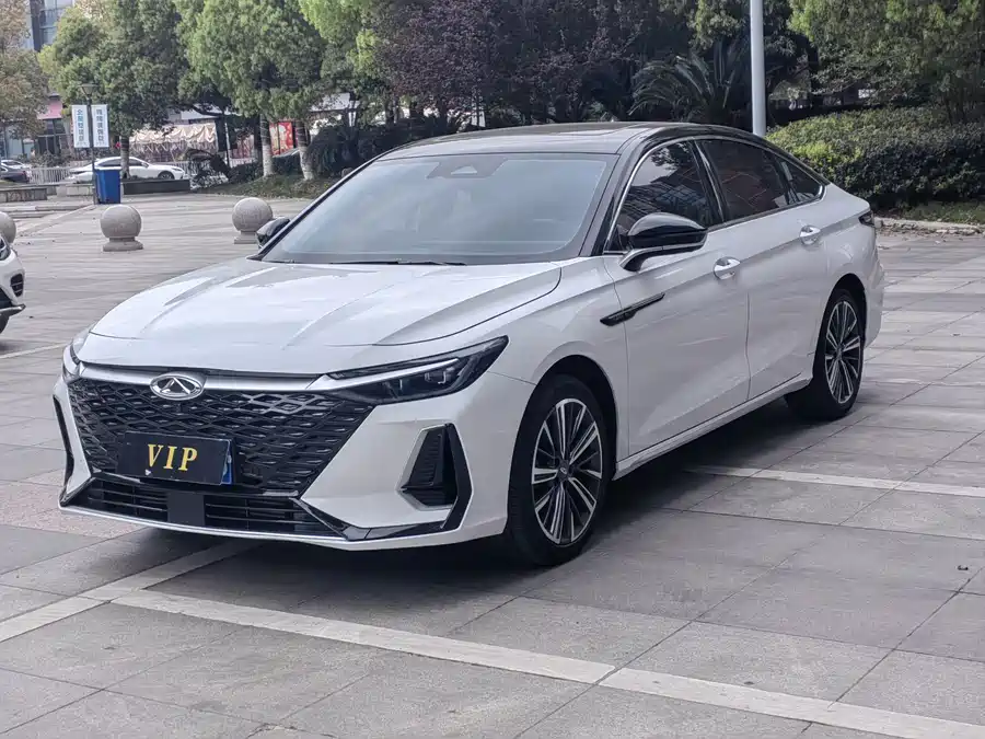 Chery Arrizo 8