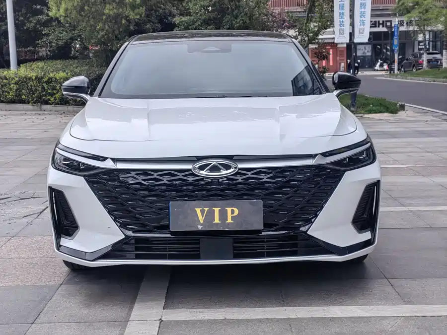Chery Arrizo 8
