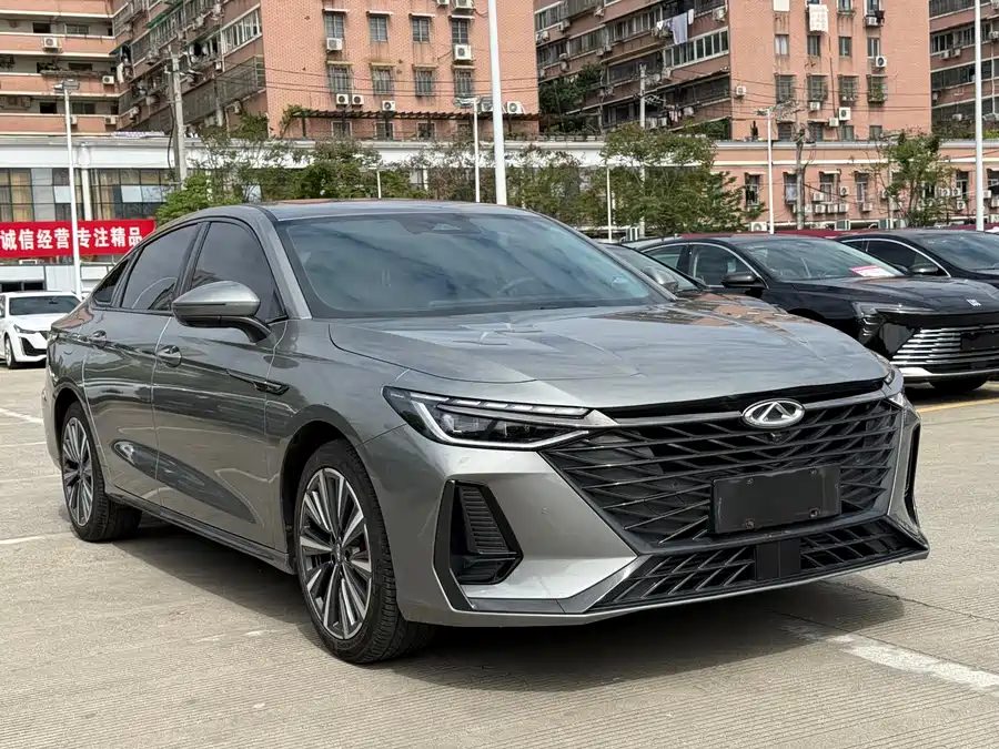 Chery Arrizo 8