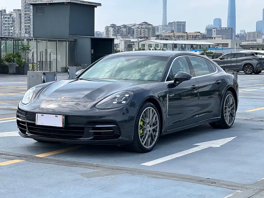 Porsche Panamera New Energy