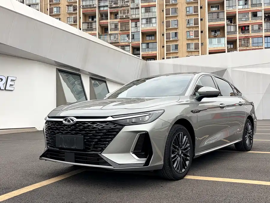 Chery Arrizo 8