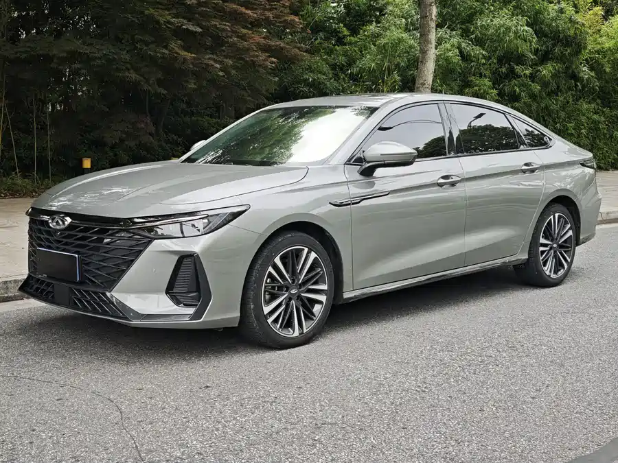 Chery Arrizo 8