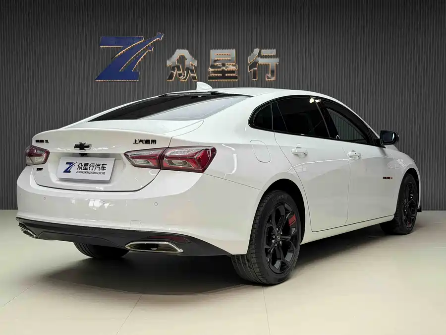 Chevrolet Malibu XL