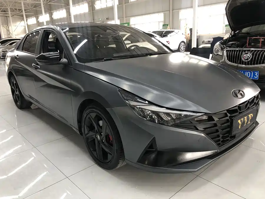 Hyundai Elantra