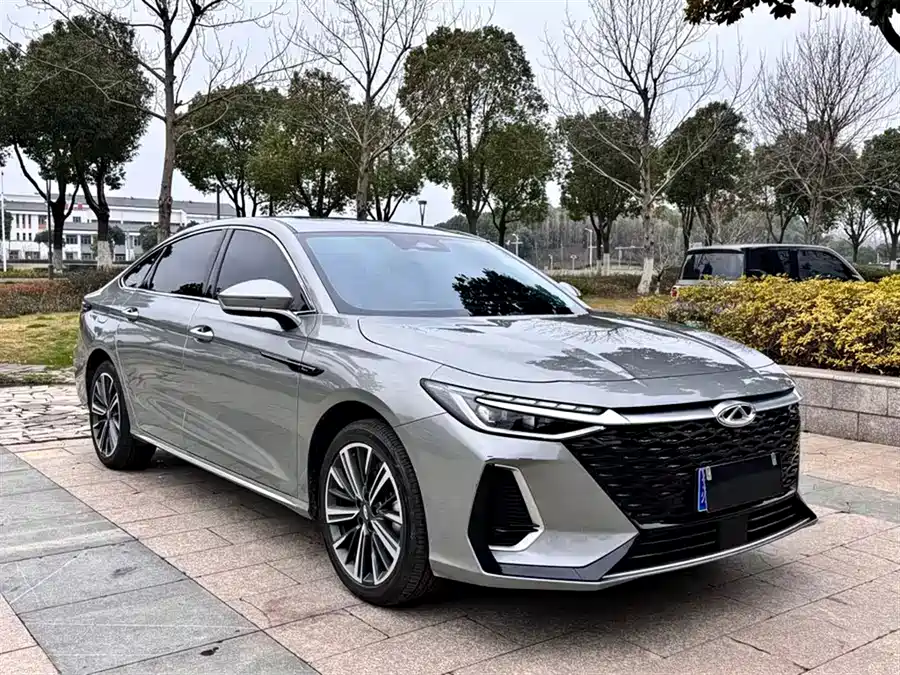 Chery Arrizo 8