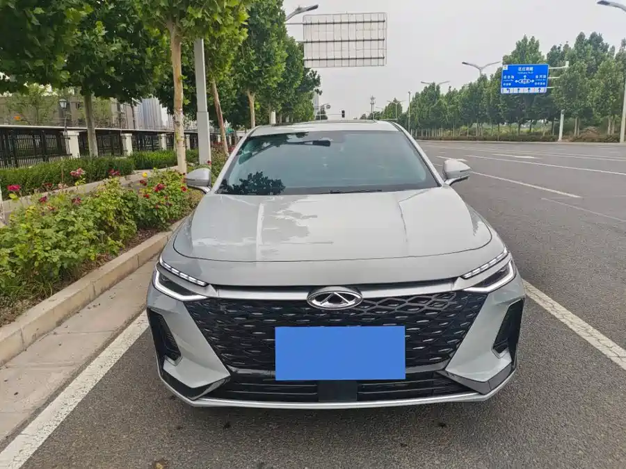 Chery Arrizo 8