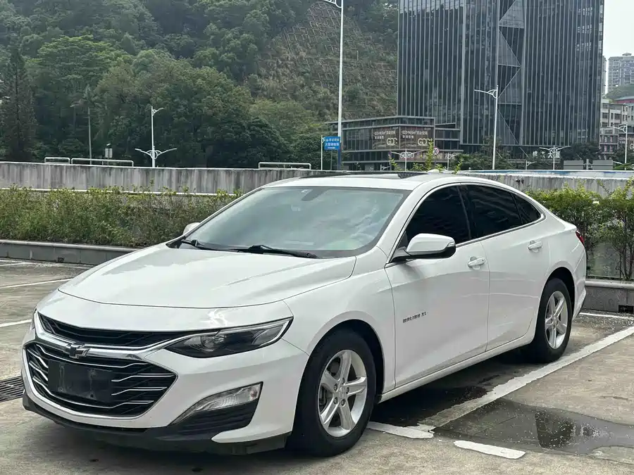 Chevrolet Malibu XL