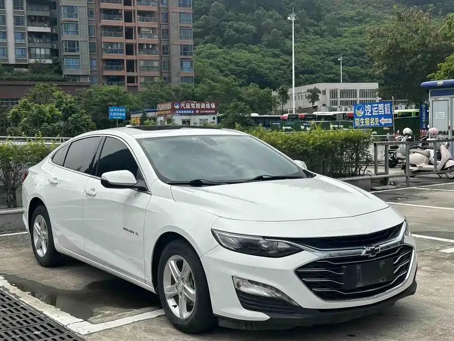 Chevrolet Malibu XL
