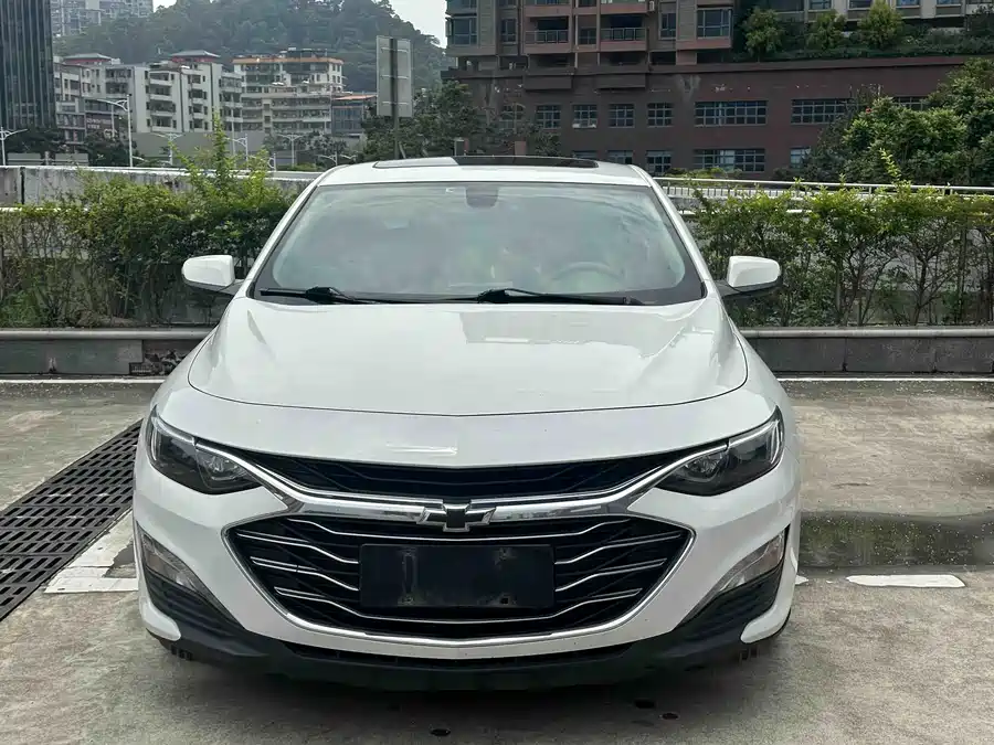 Chevrolet Malibu XL