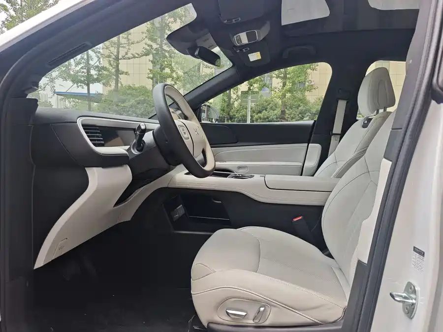 Xpeng G6