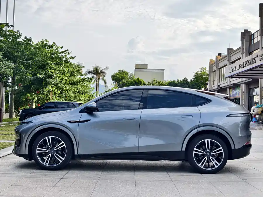 Xpeng G6