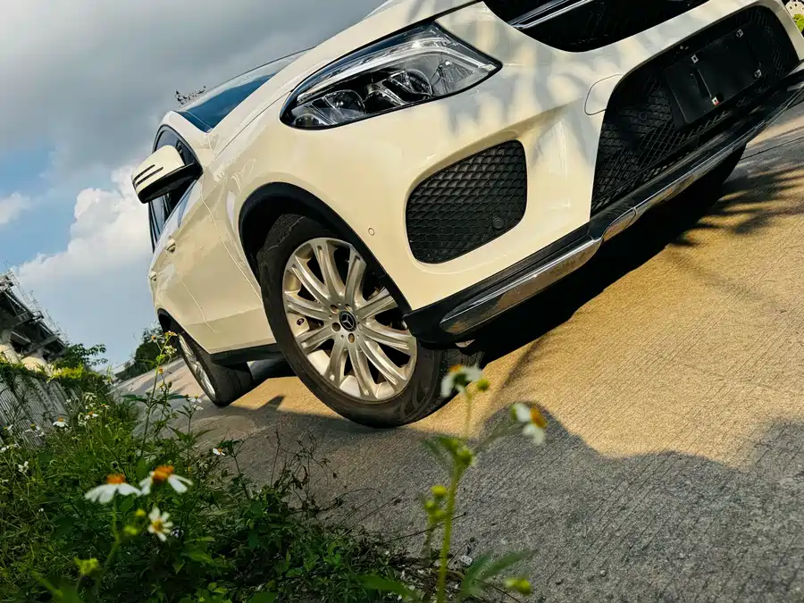 Mercedes Benz GLE Coupe