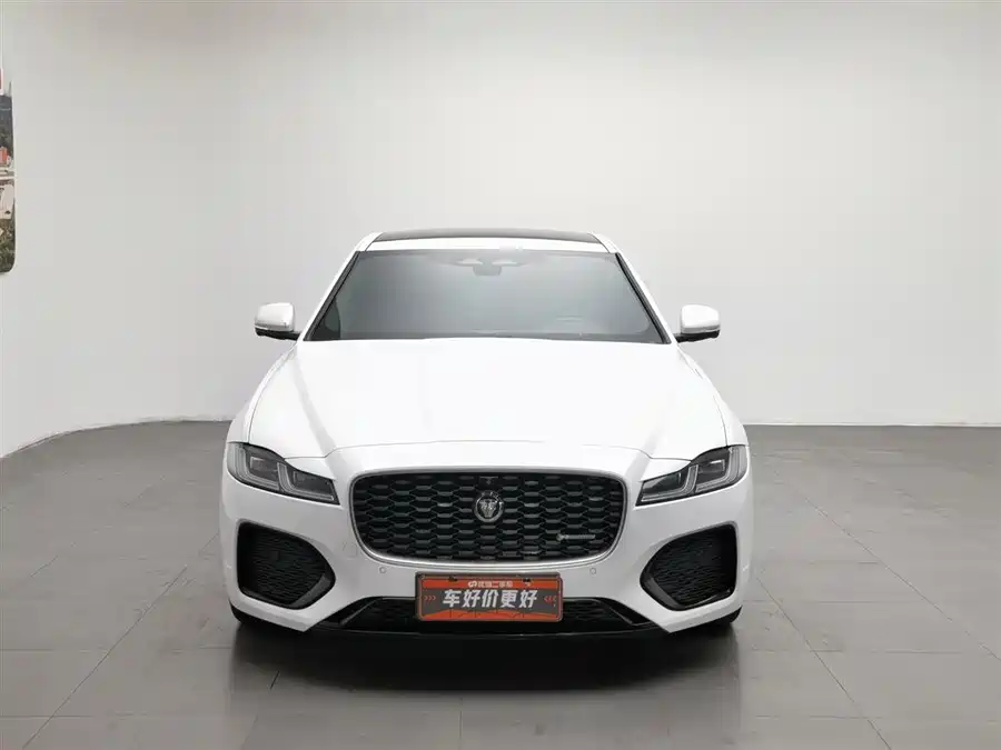 Jaguar XFL