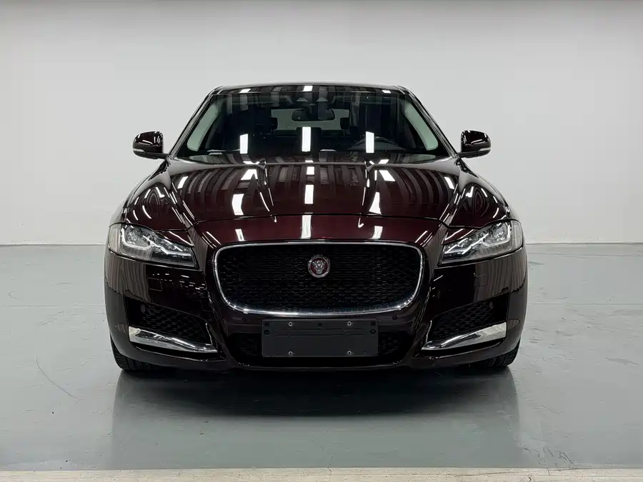 Jaguar XFL