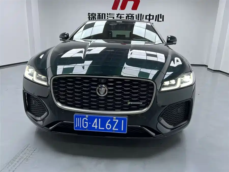 Jaguar XFL