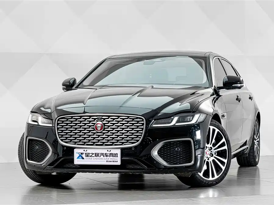 Jaguar XFL