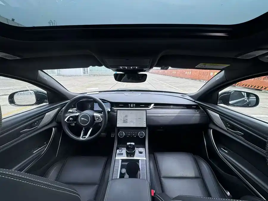 Jaguar XFL