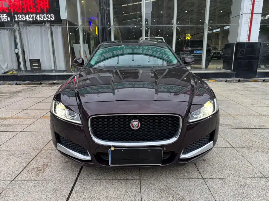 Jaguar XFL