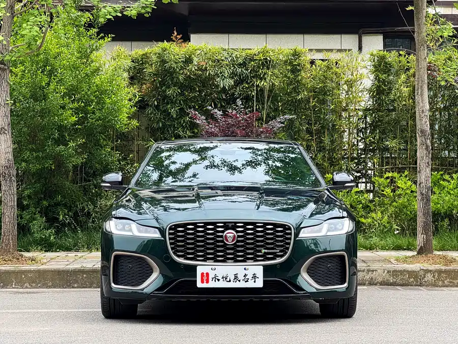 Jaguar XFL
